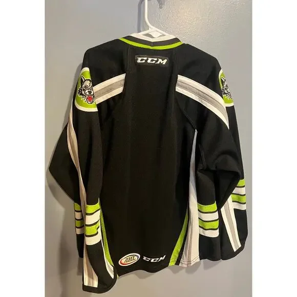 CCM Chicago Wolves AHL Youth Hockey Jersey - S/M - Picture 2 of 7